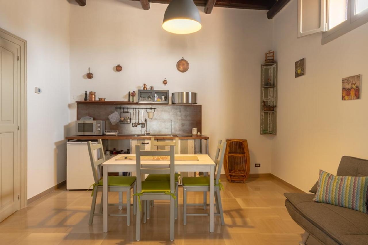 Palazzo Bianchi Domus Holidays 特拉尼 客房 照片